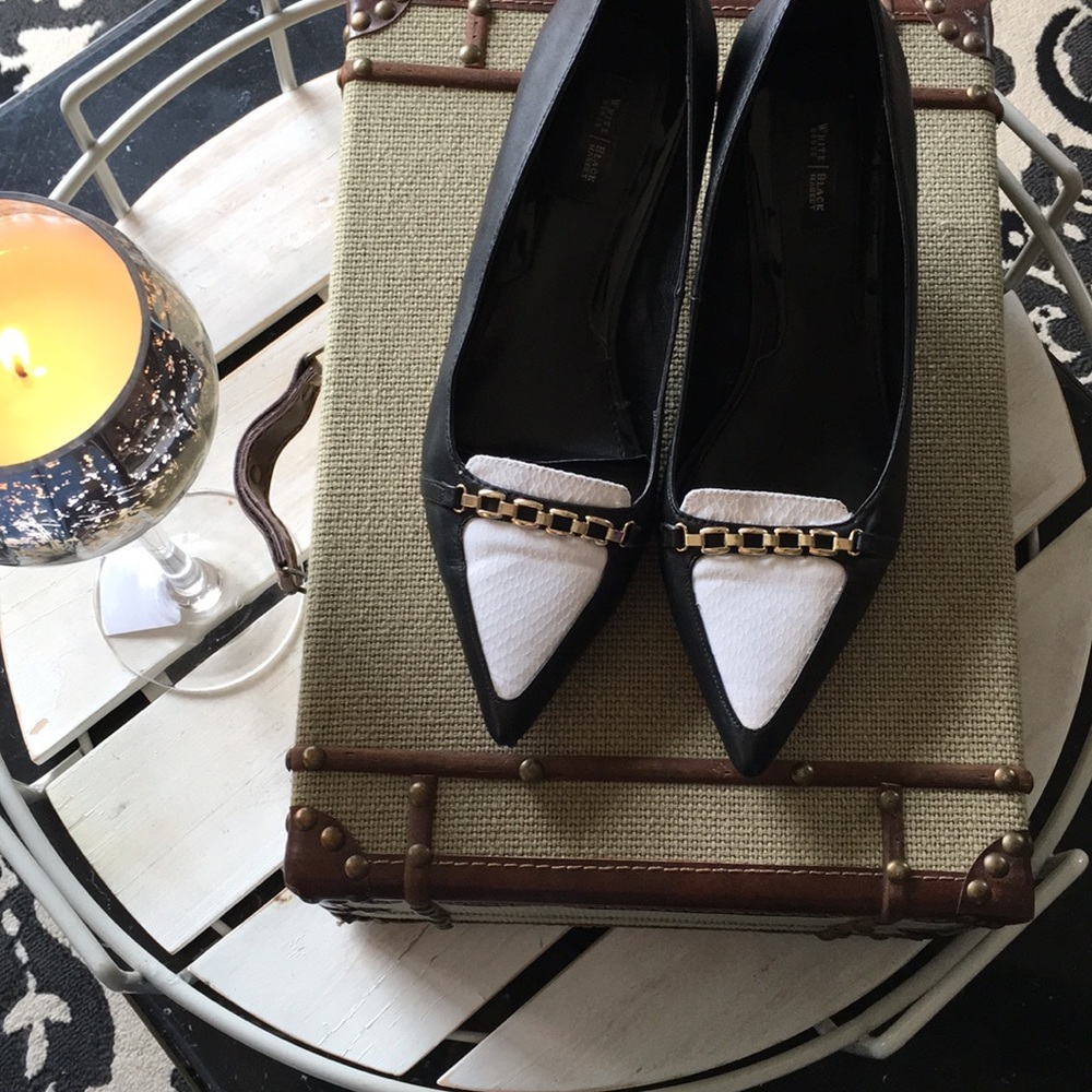 White House Black Market Kitten Heel